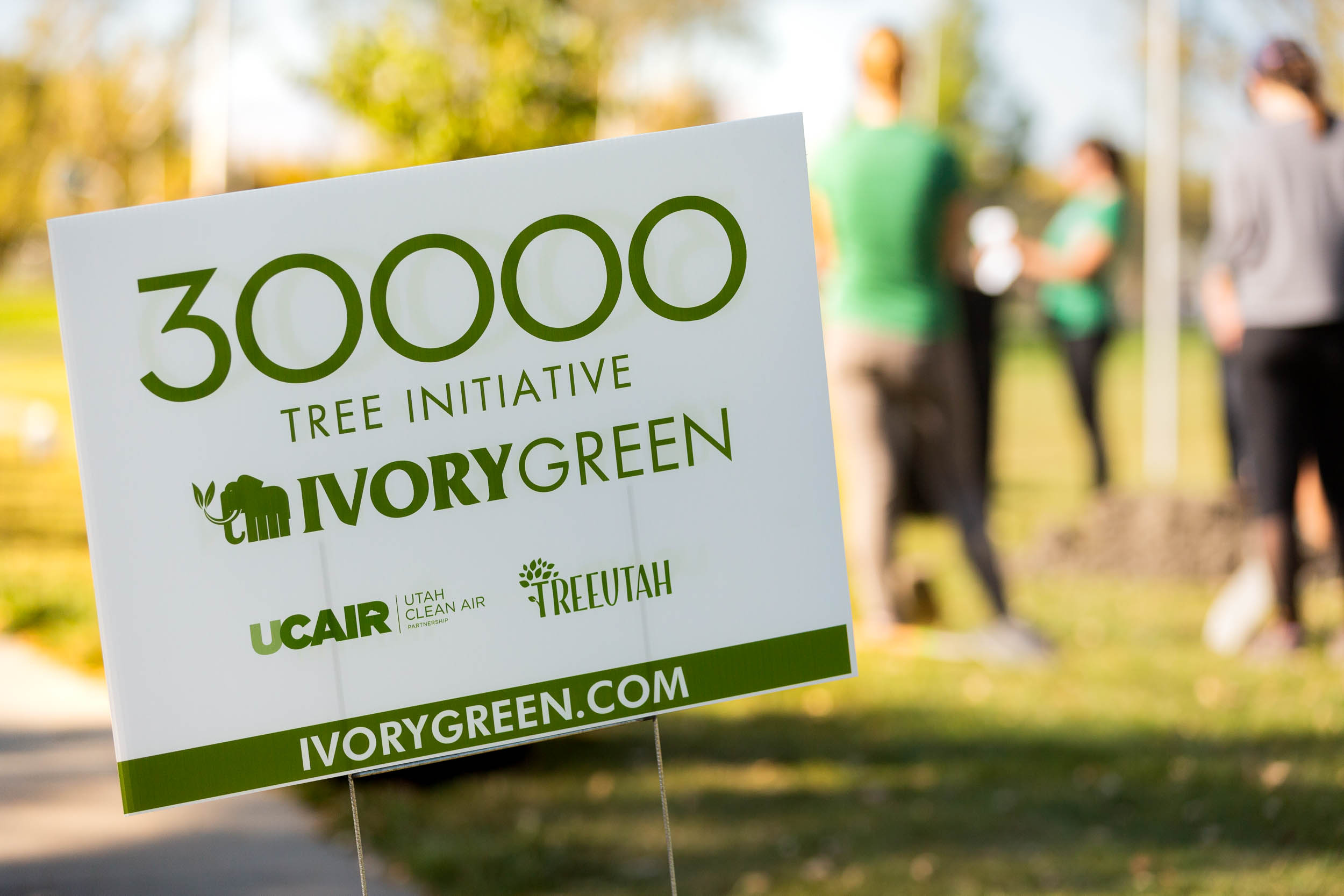 Homebuilder Celebrates 10000th Tree Planted with Ongoing Initiative and Donates 20000 to Replant Trees Lost to Windstorm