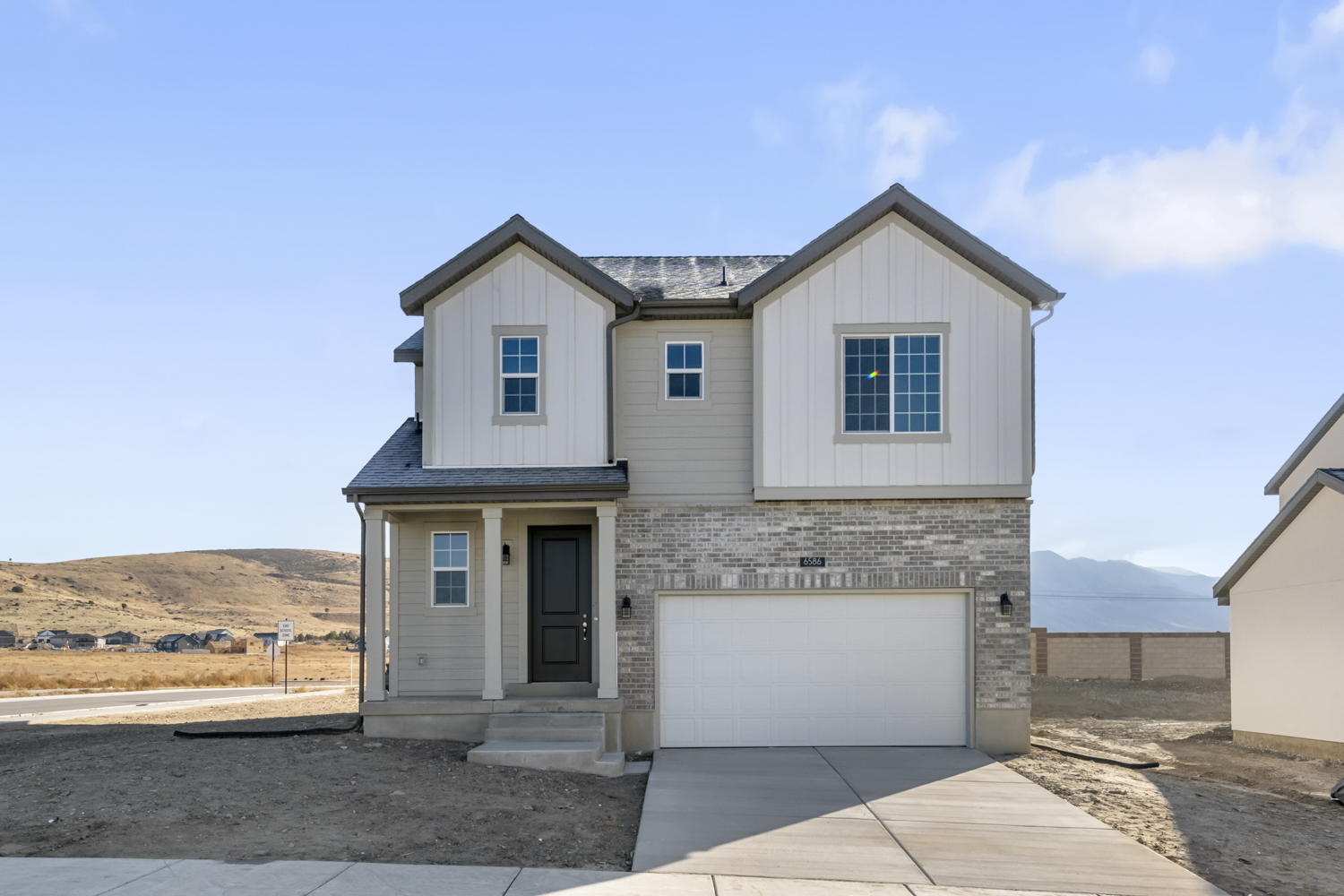 Overland Cottages Village 2128, UC, 