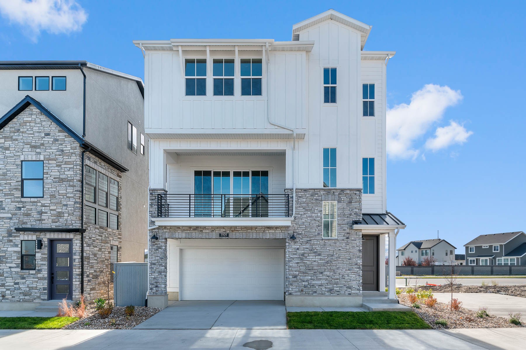 Holbrook Place E Villas623, UC, 