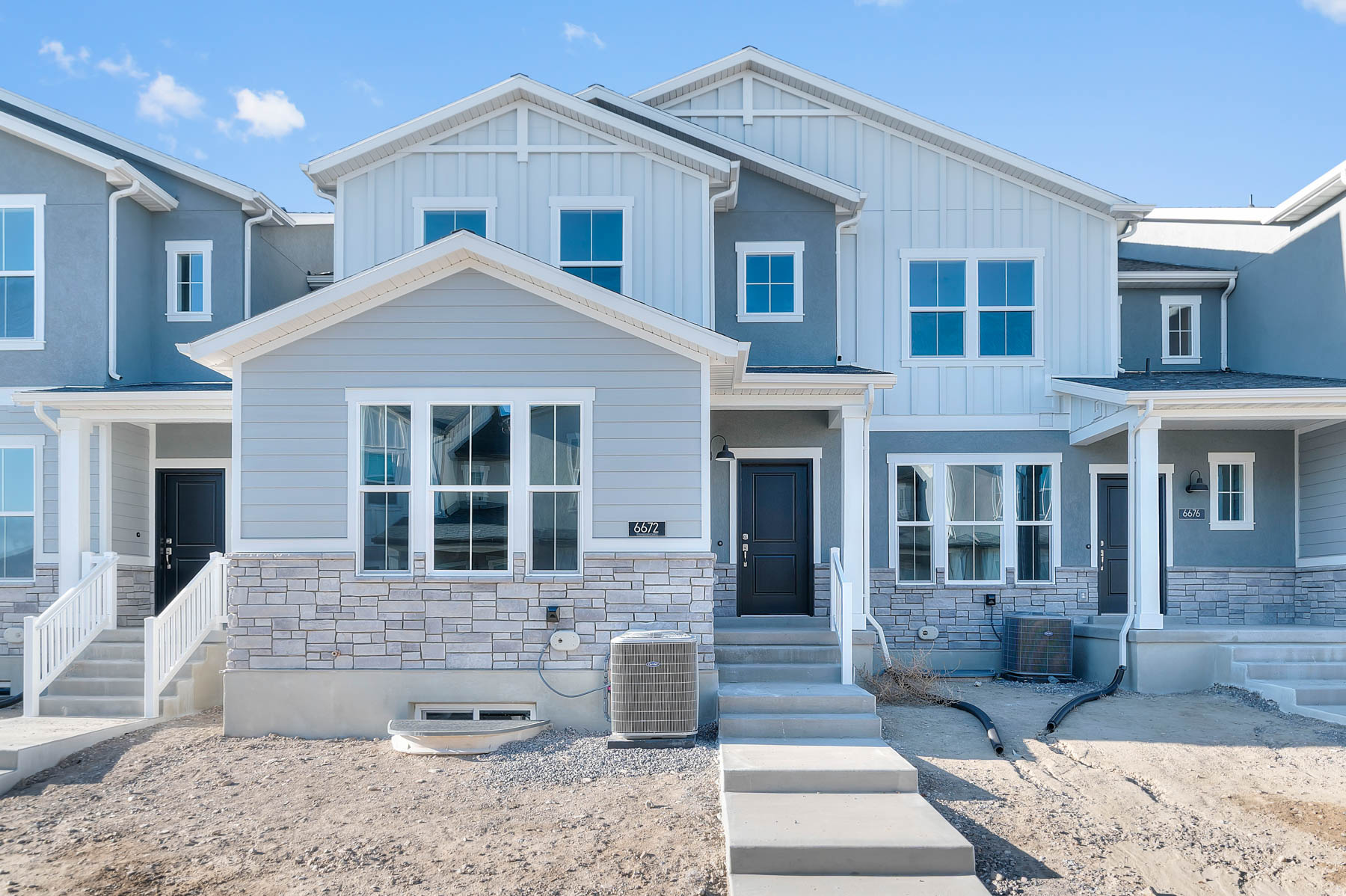 Overland Towns Village 2703, UC, 