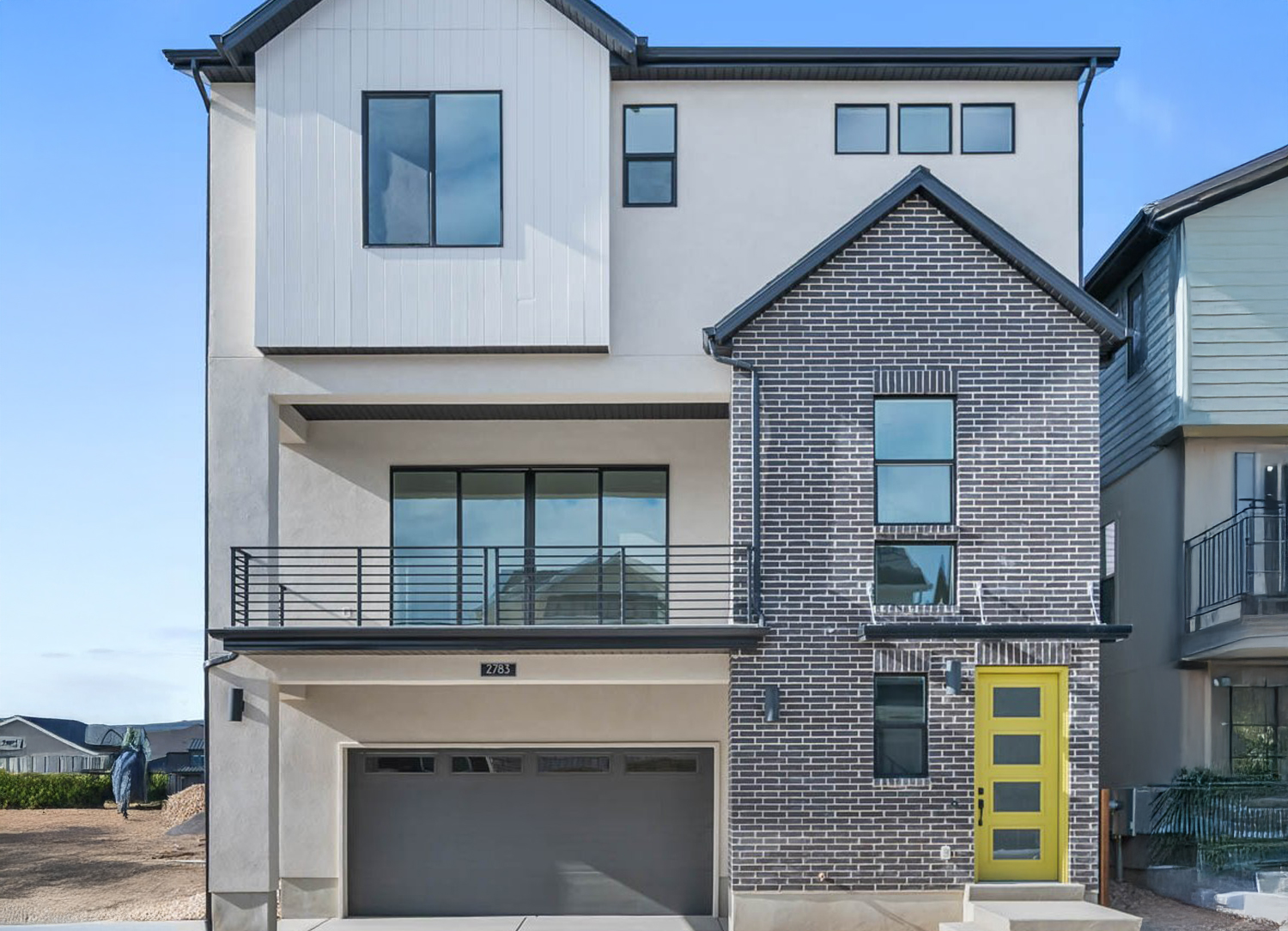 Holbrook Place E Villas637, UC, 