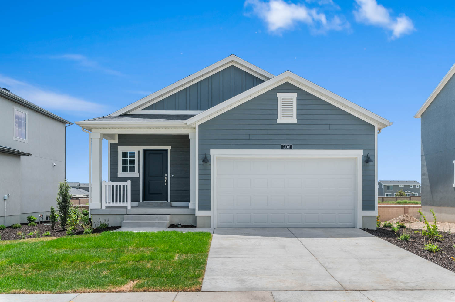 Overland Cottages Village 2601, UC, 