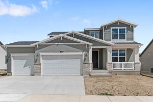Ivory Homes home at 6740 N Desert Creek
